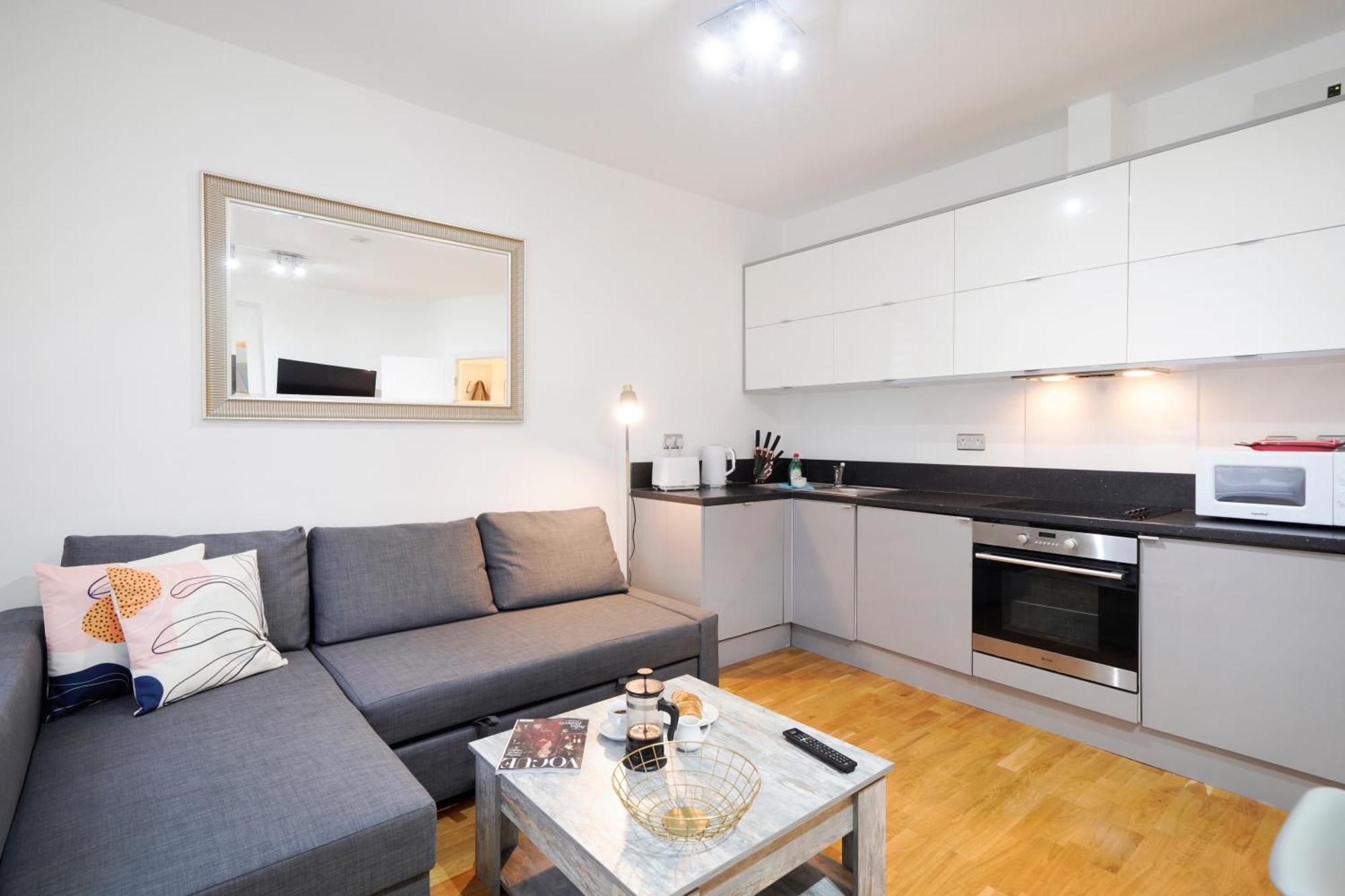 Apt 1, Soho Apartments 1St Floor By Indigo Flats London Ngoại thất bức ảnh